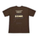 LA VICTORIA COMIENZA EN TU MENTE - Polera Loose Fit